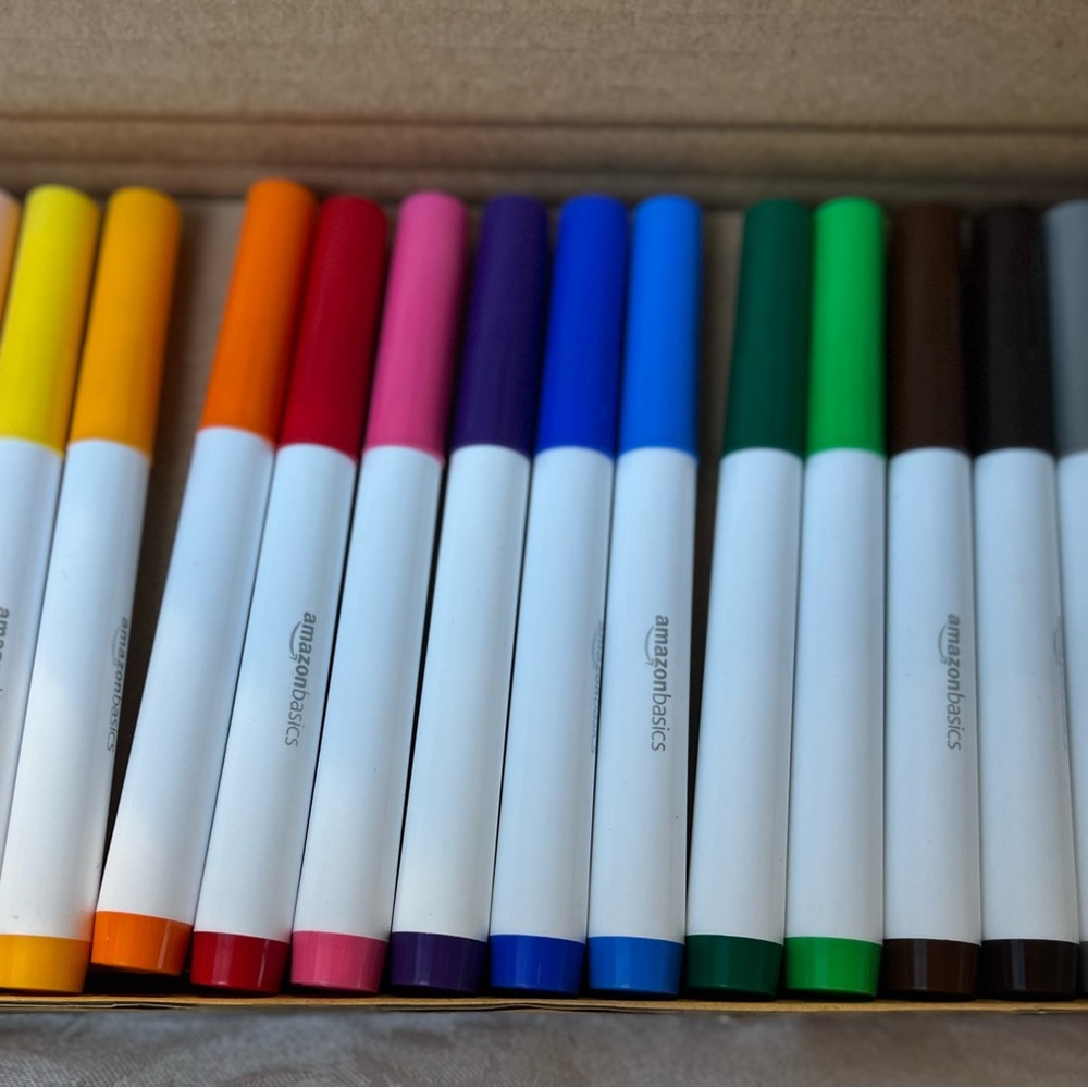 Amazon Basics Broad Line Washable Markers, 15 Colors